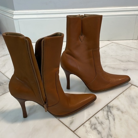 Wild Pair Serena cognac midcalf booties size 7.5 - Picture 3 of 11